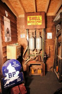 Pompe à cylindre trouvée à Brooklands