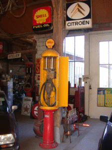 Pompe à essence Shell manuelle, hardoll 1930